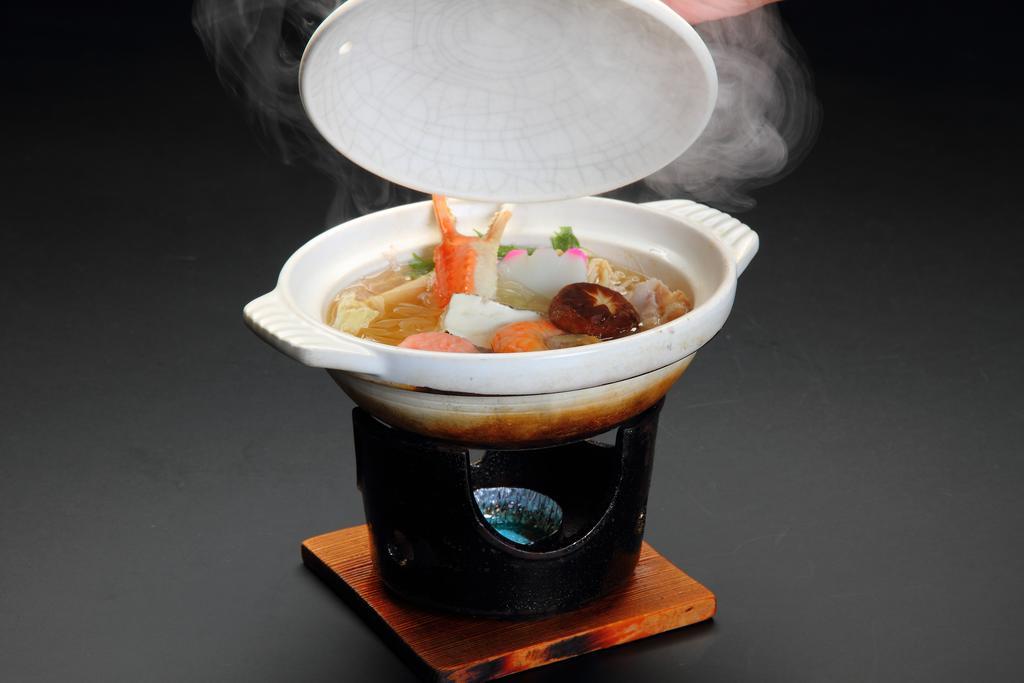 新世纪酒店 富士河口湖 外观 照片